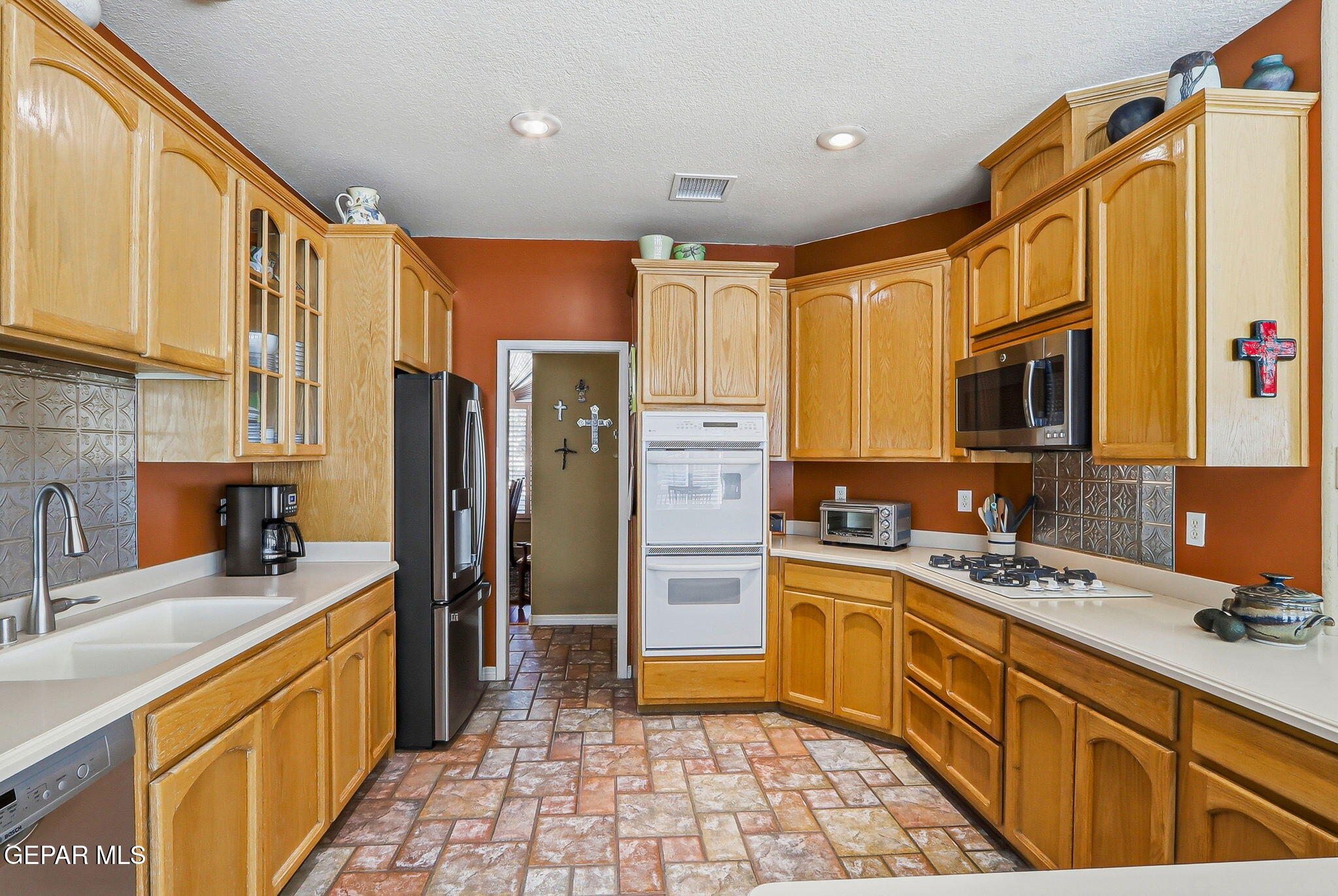 1054 Eagle Ridge Drive