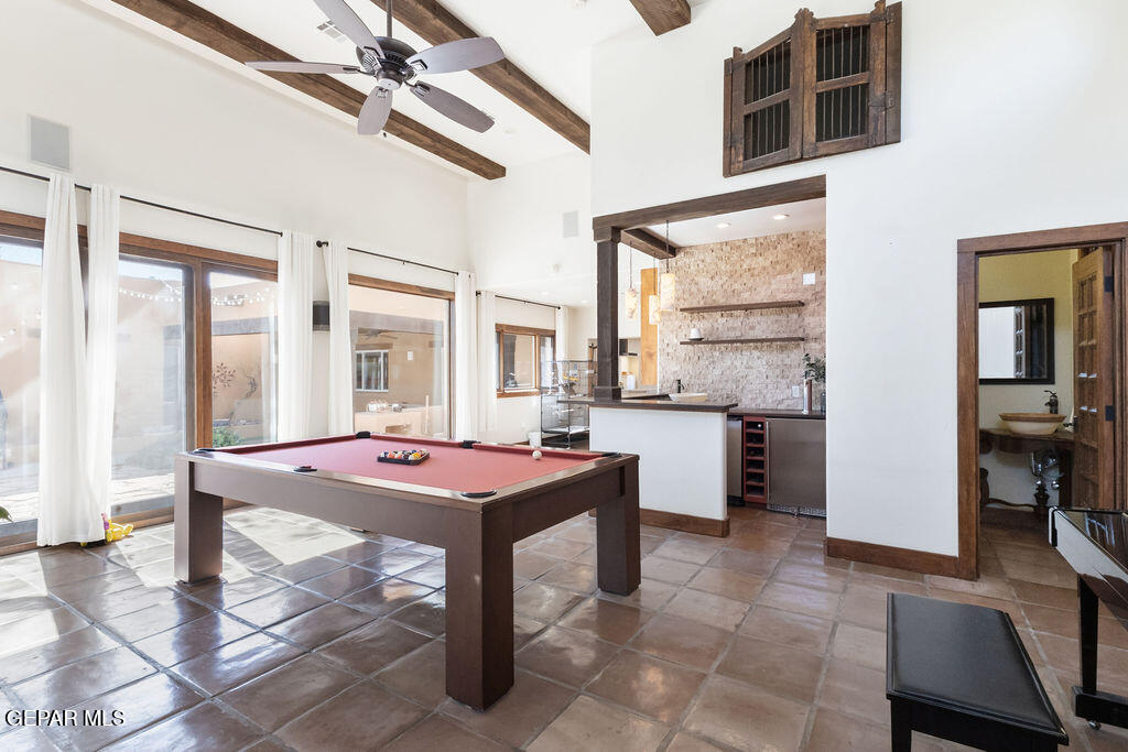 300 ROSEMONT Drive