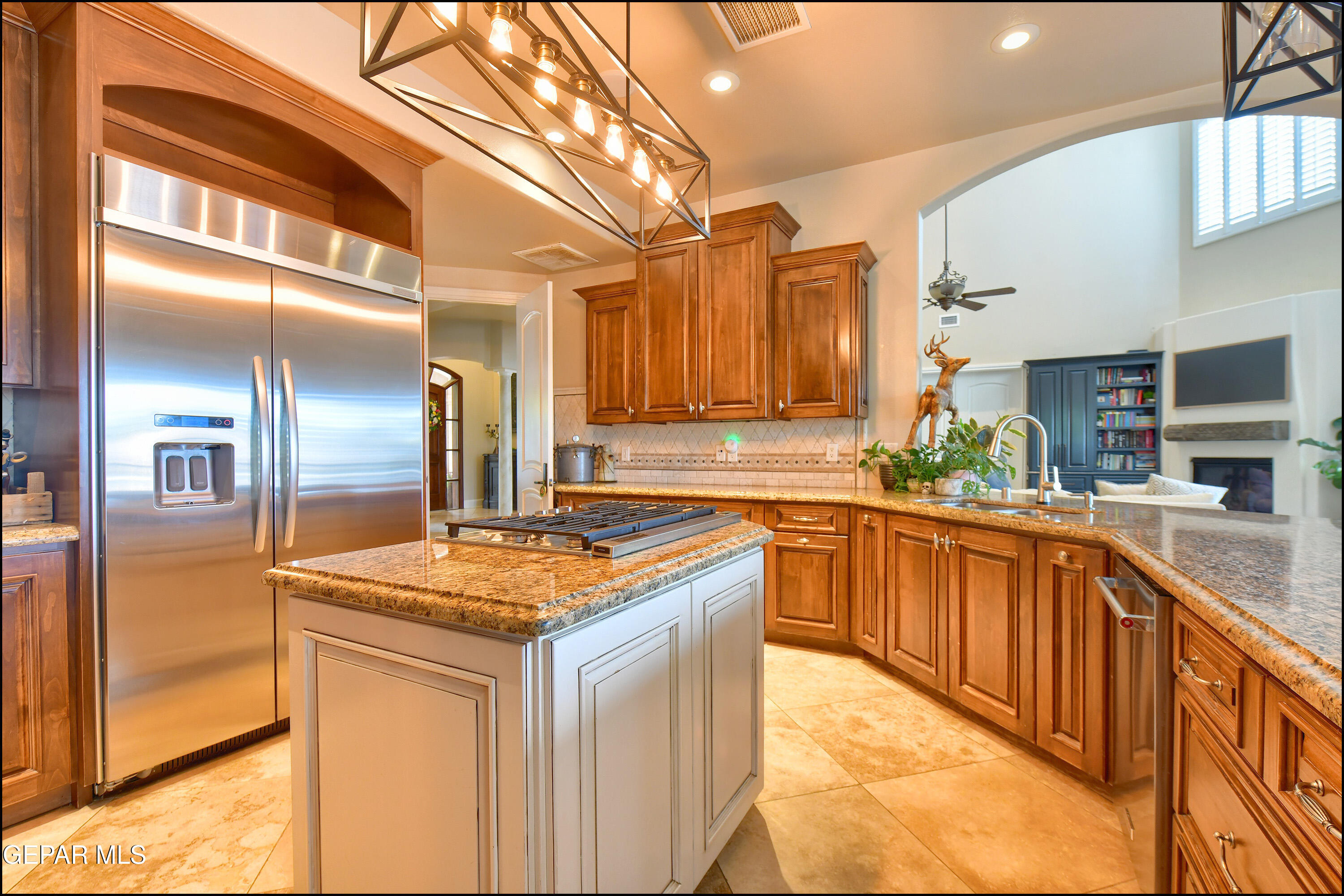 5533 WOODFIELD Drive