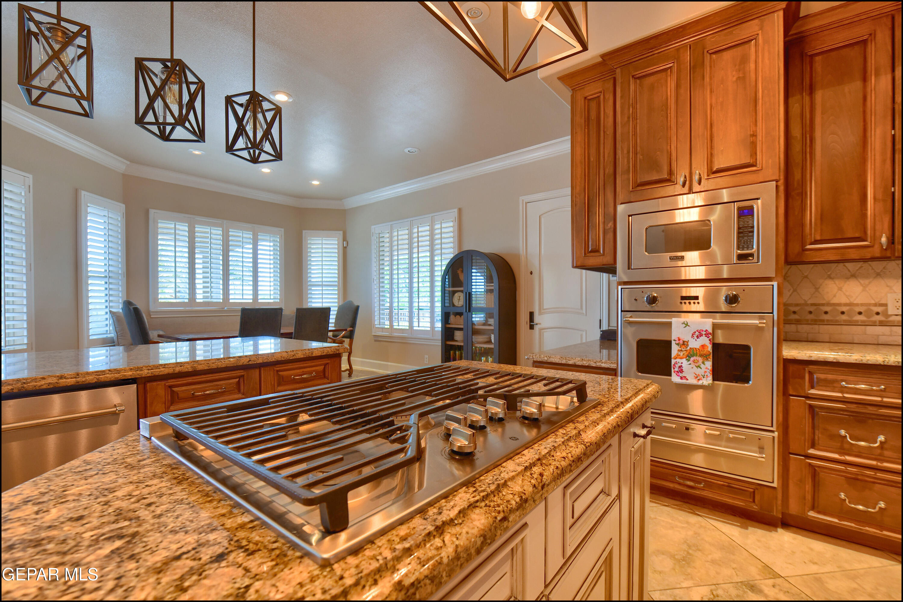 5533 WOODFIELD Drive