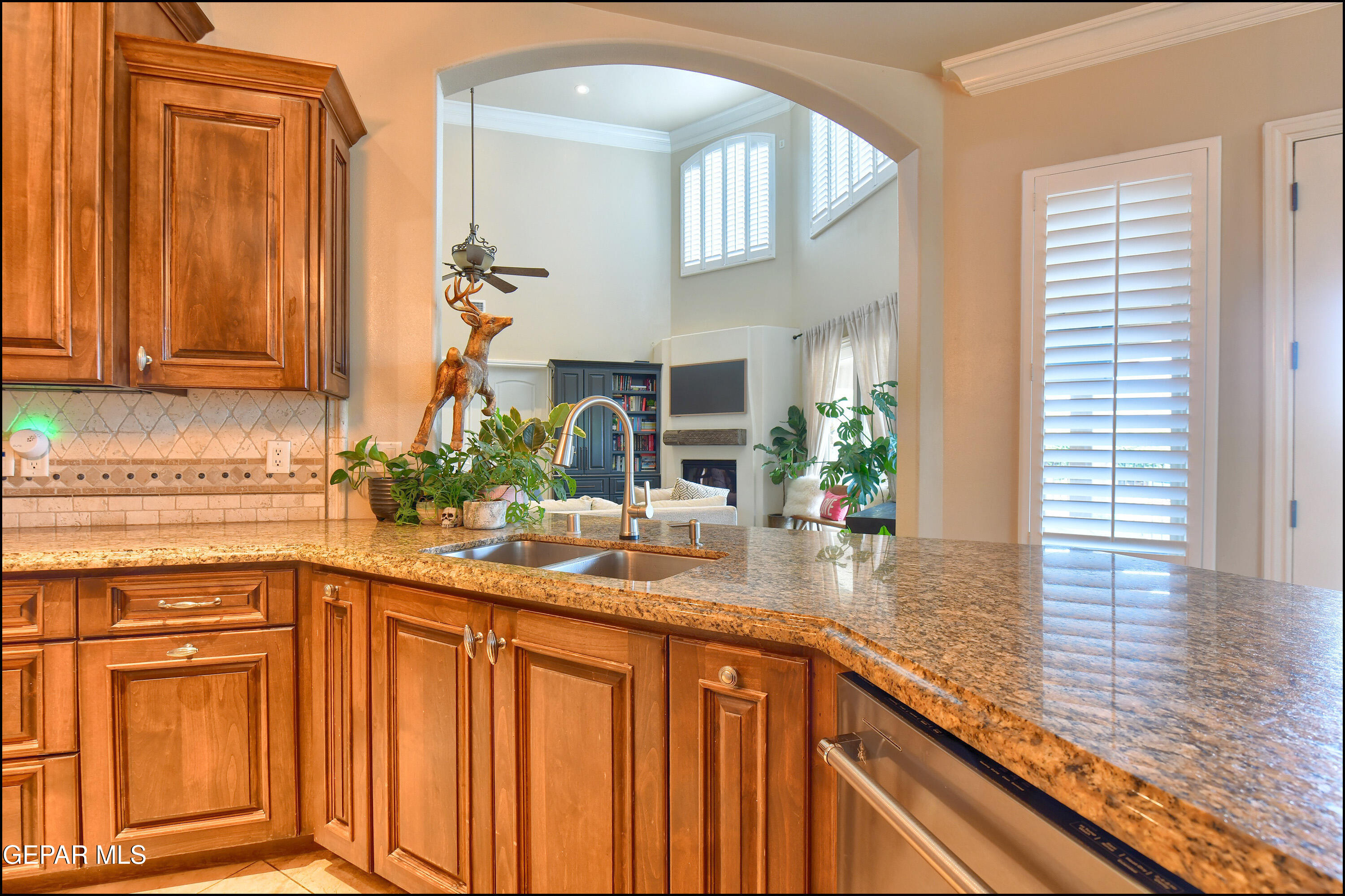 5533 WOODFIELD Drive