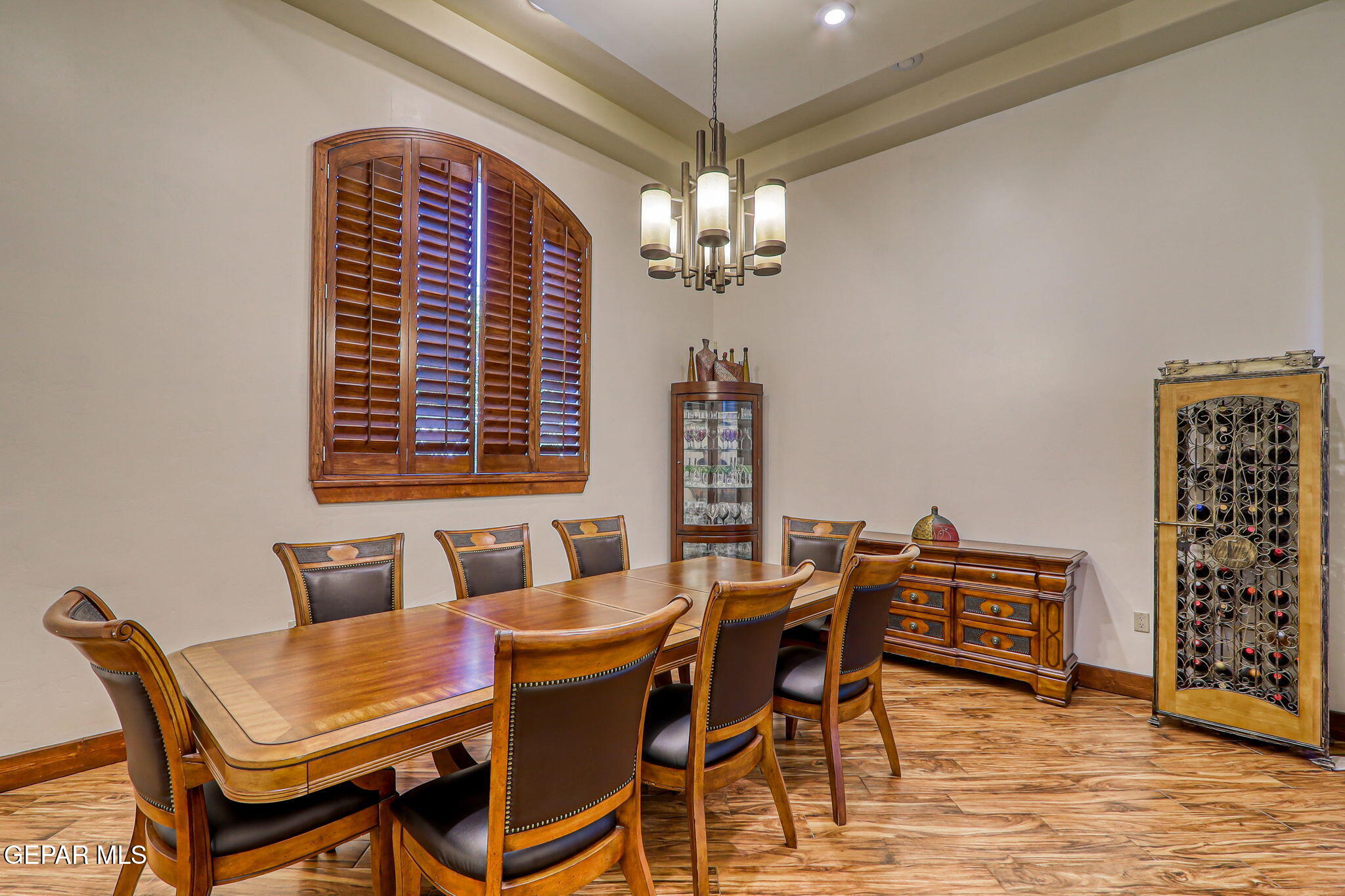 709 WOODFIELD Drive