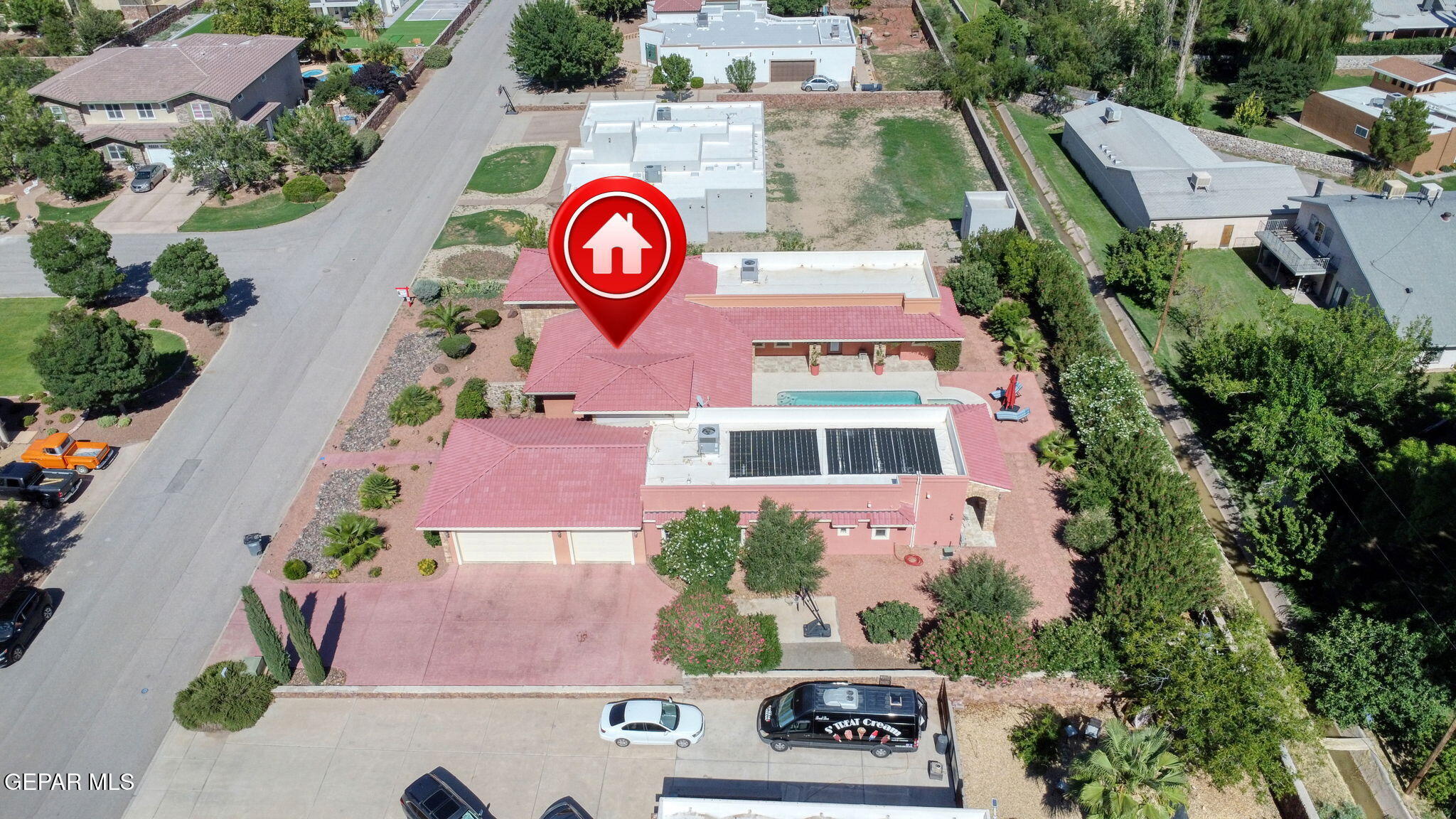 709 WOODFIELD Drive