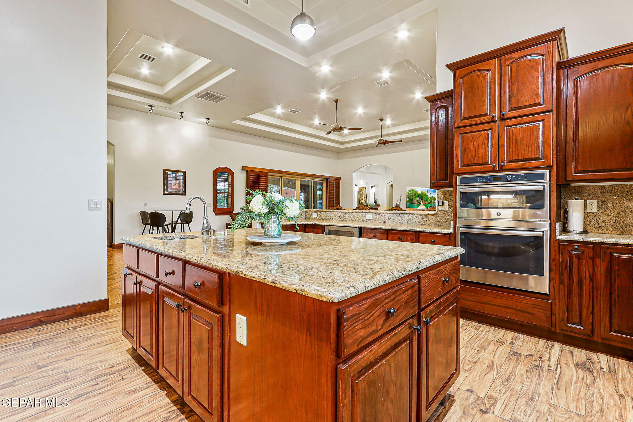 709 WOODFIELD Drive