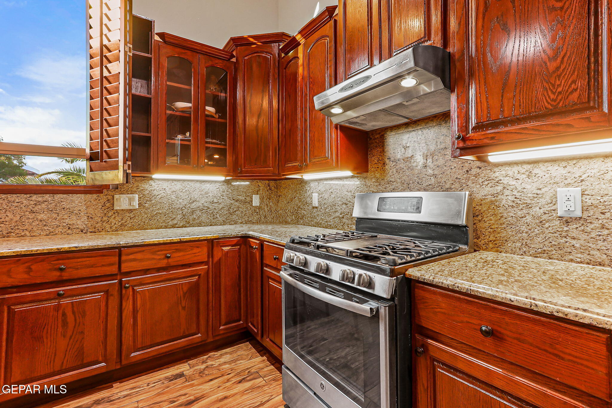 709 WOODFIELD Drive