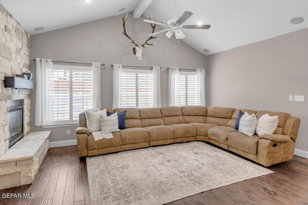 4455 SHADOW WILLOW Drive