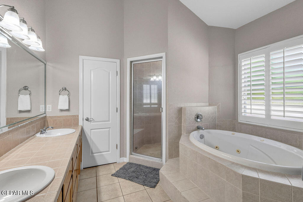 4455 SHADOW WILLOW Drive