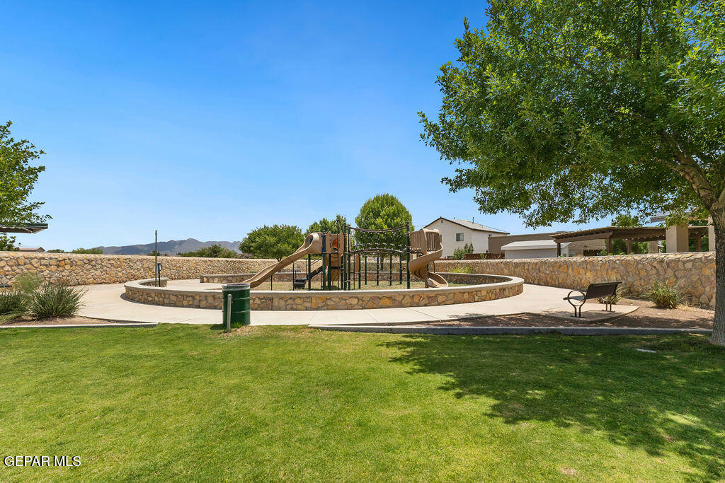 961 CROOKED RIVER Drive