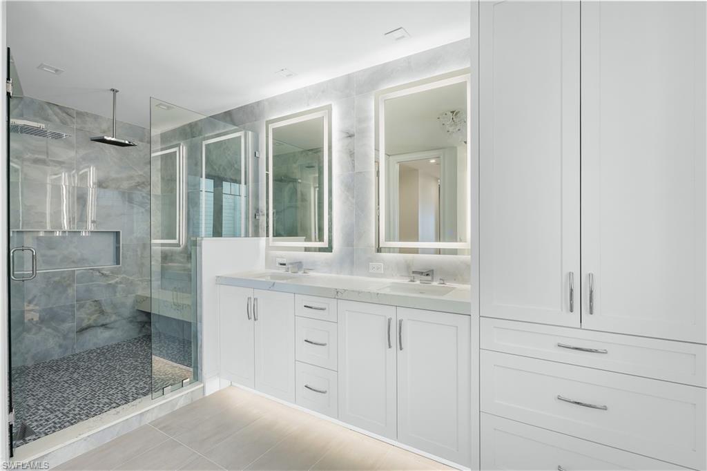 6230 Estero BLVD # 402