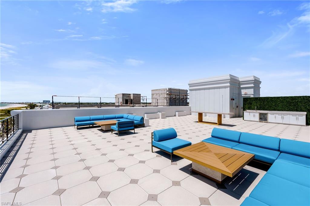 6230 Estero BLVD # 402