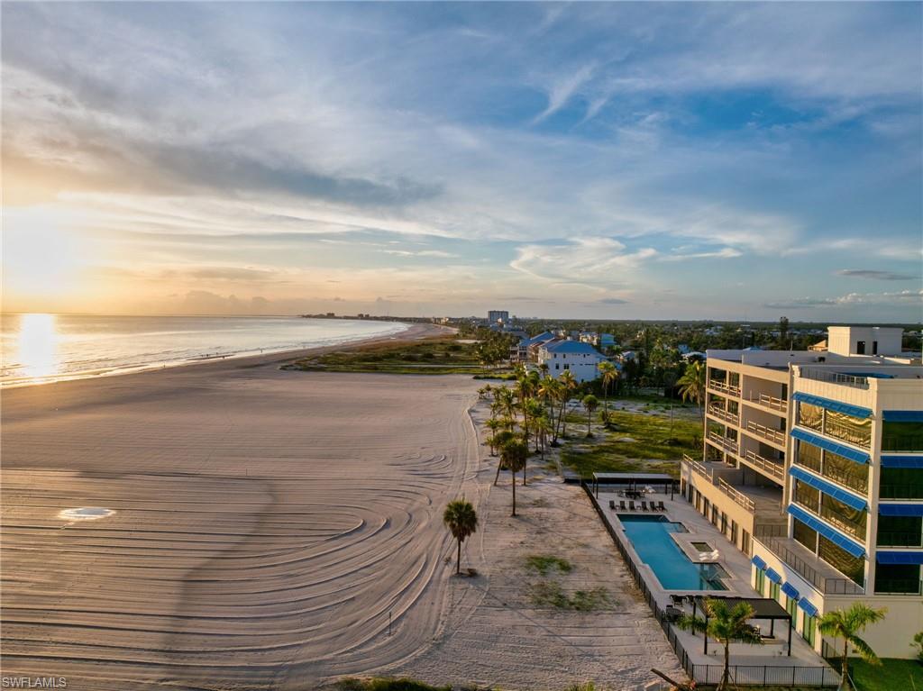 6230 Estero BLVD # 202