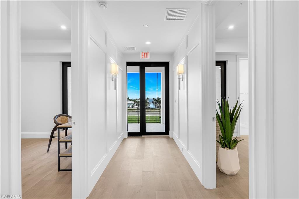 6230 Estero BLVD # 201