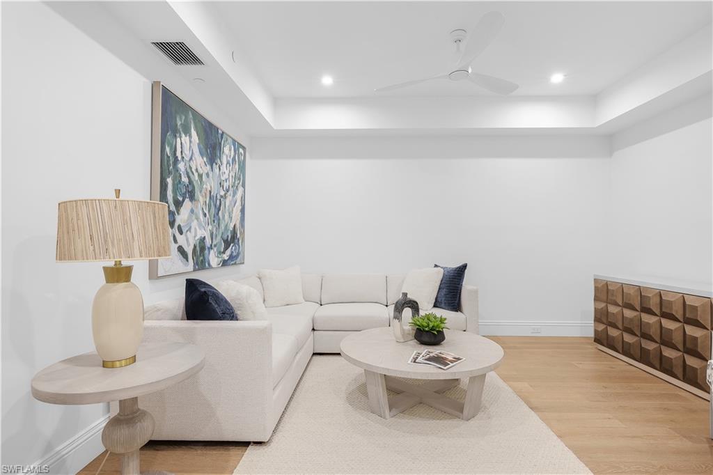 6230 Estero BLVD # 201