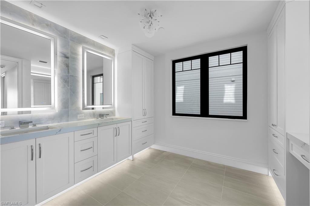 6230 Estero BLVD # 102