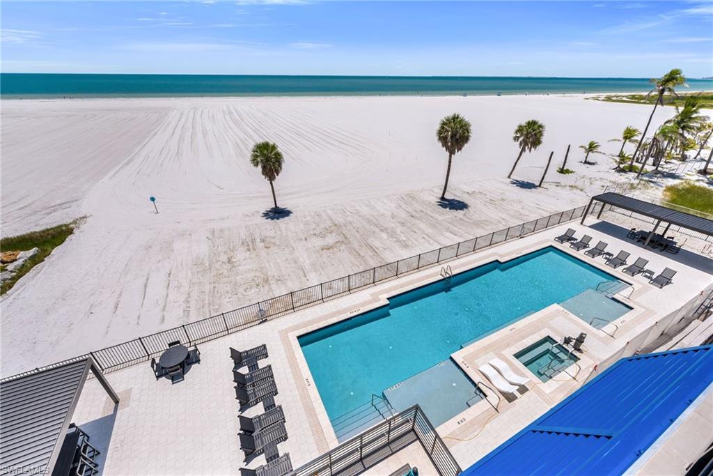 6230 Estero BLVD # 102
