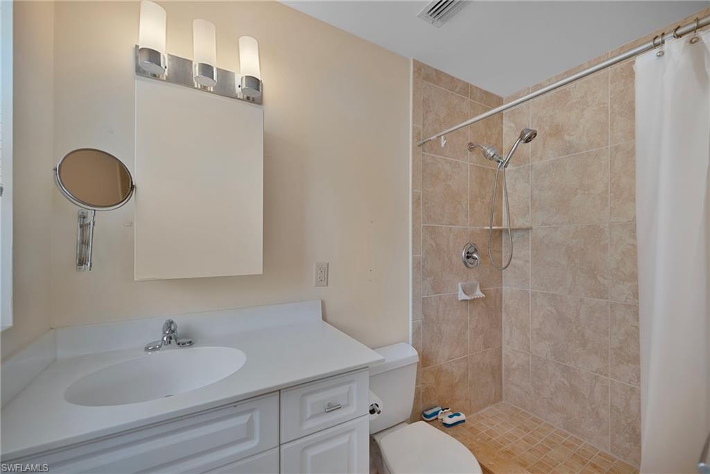 1136 Illinois DR