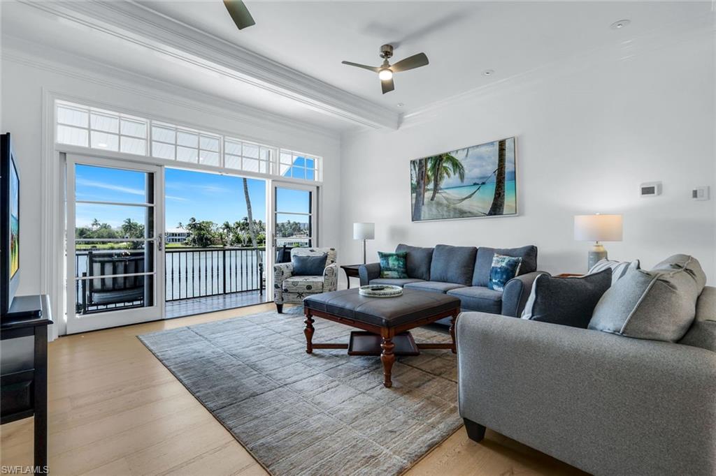 400 Spring Line DR