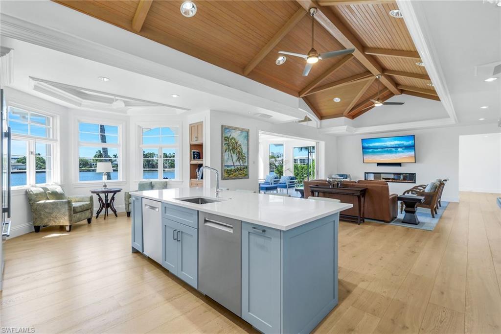 400 Spring Line DR