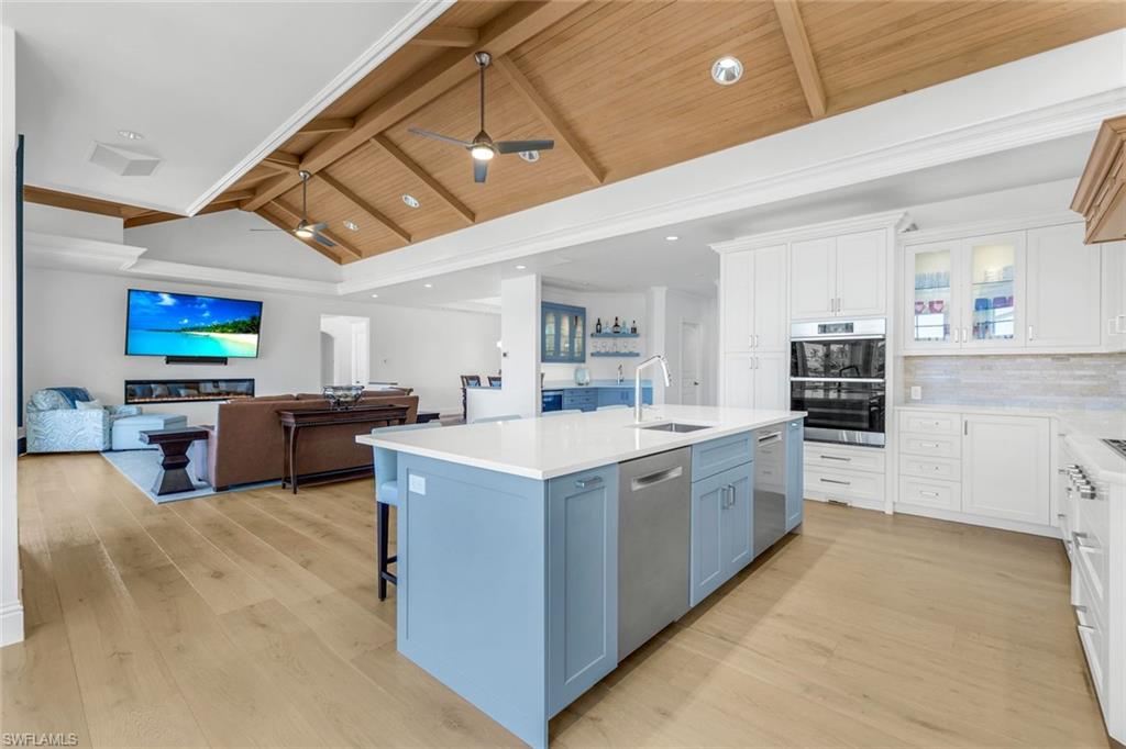400 Spring Line DR