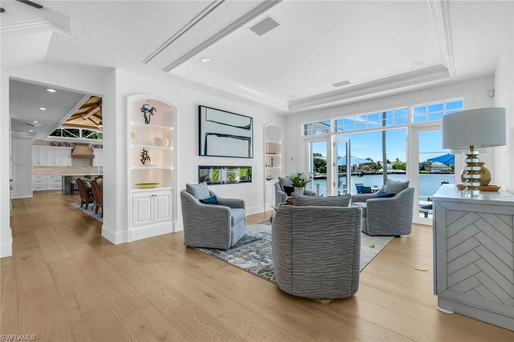 400 Spring Line DR