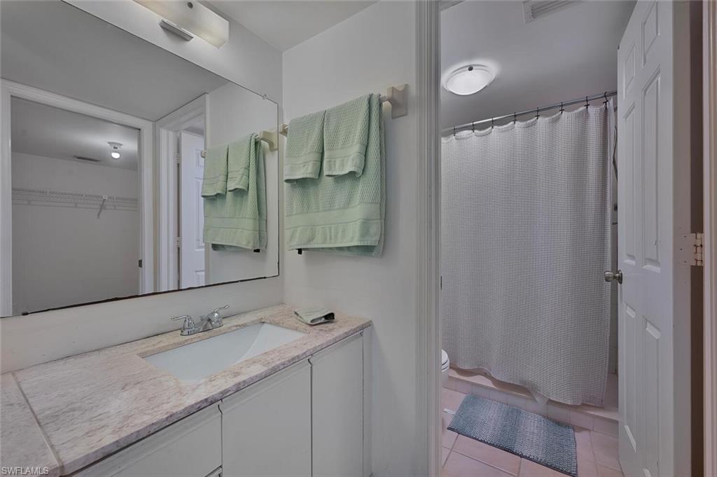 3021 Sandpiper Bay CIR # E206