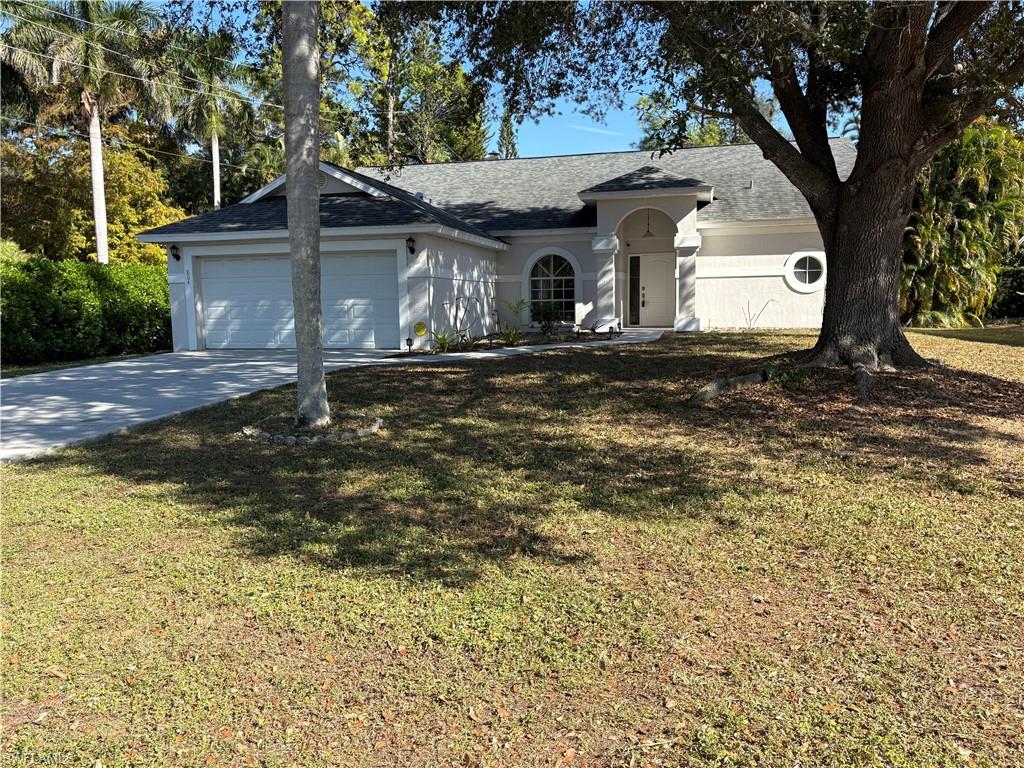 804 Bluebird ST