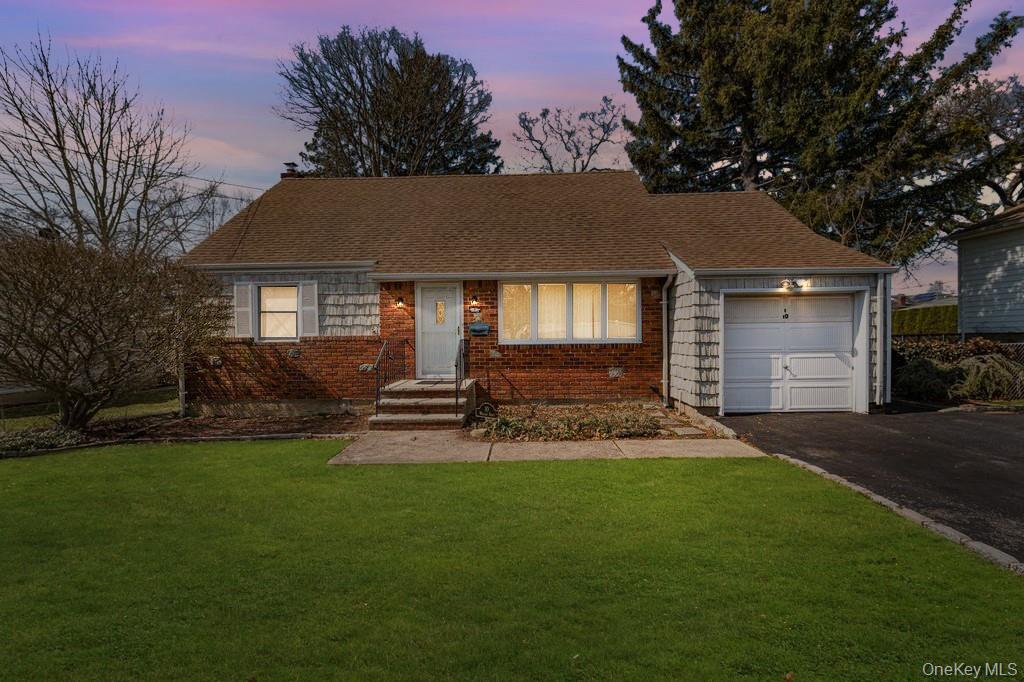 10 Wallace Drive