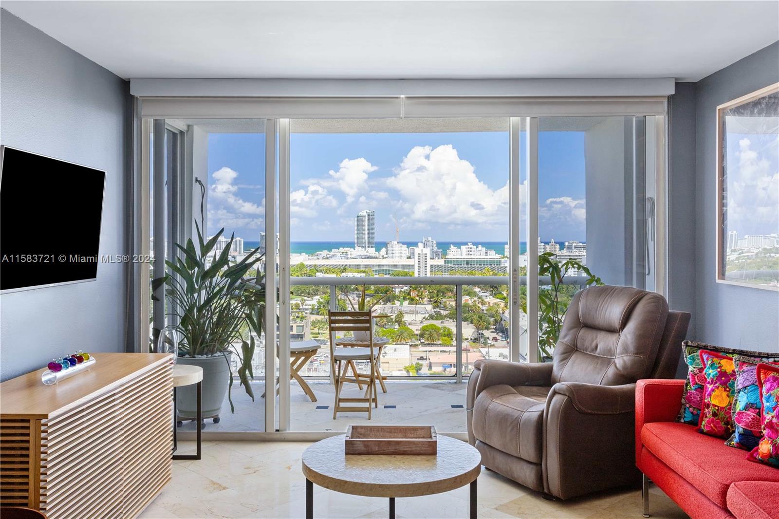 1800 Sunset Harbour Dr # 2109