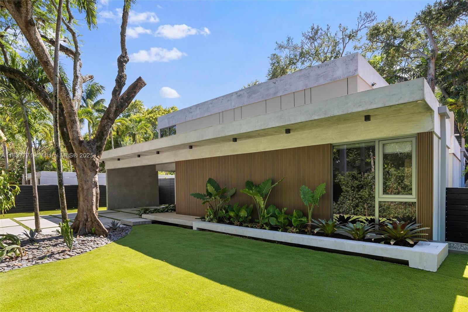 2780 SW 22nd Ave