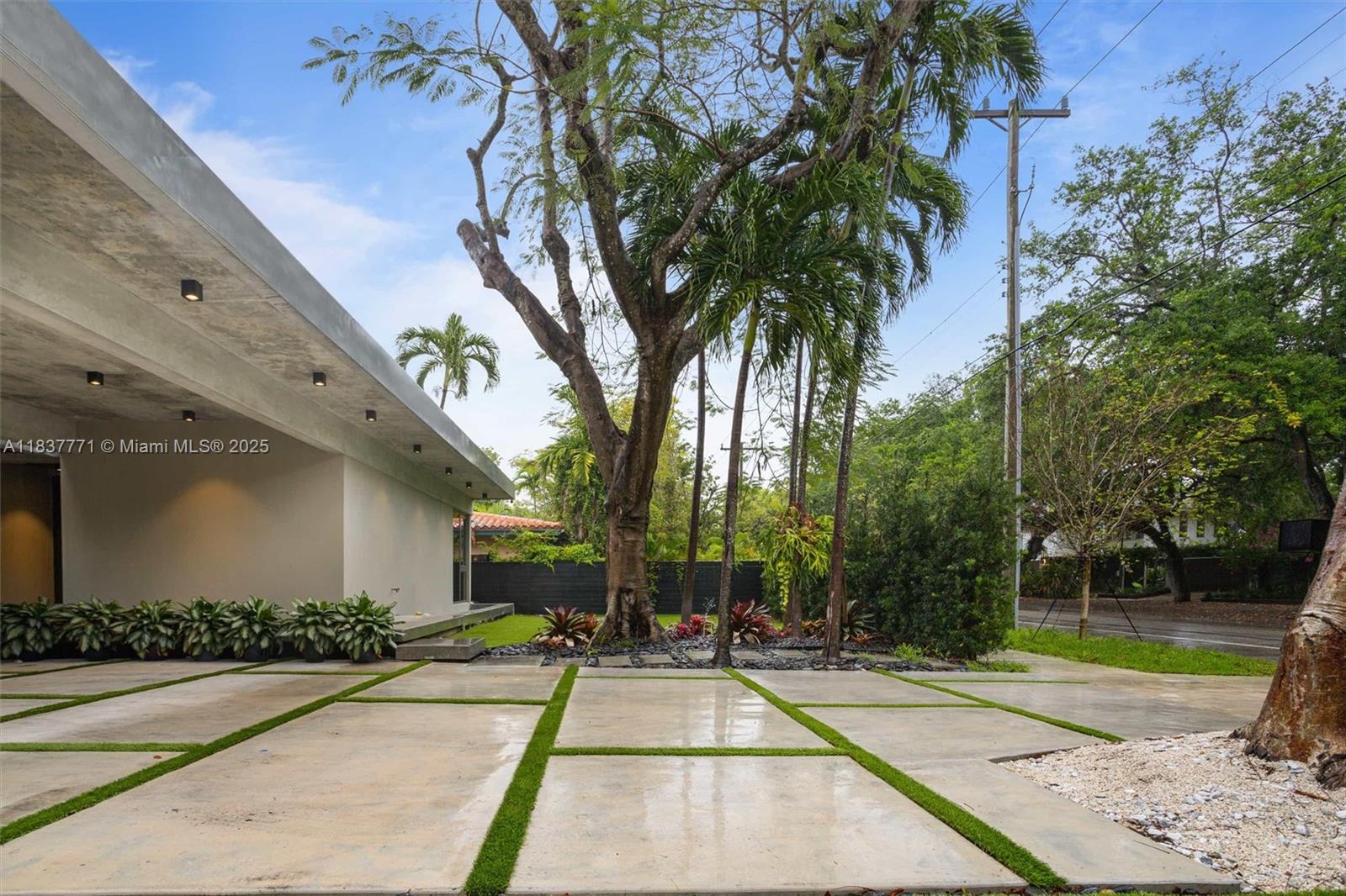 2780 SW 22nd Ave