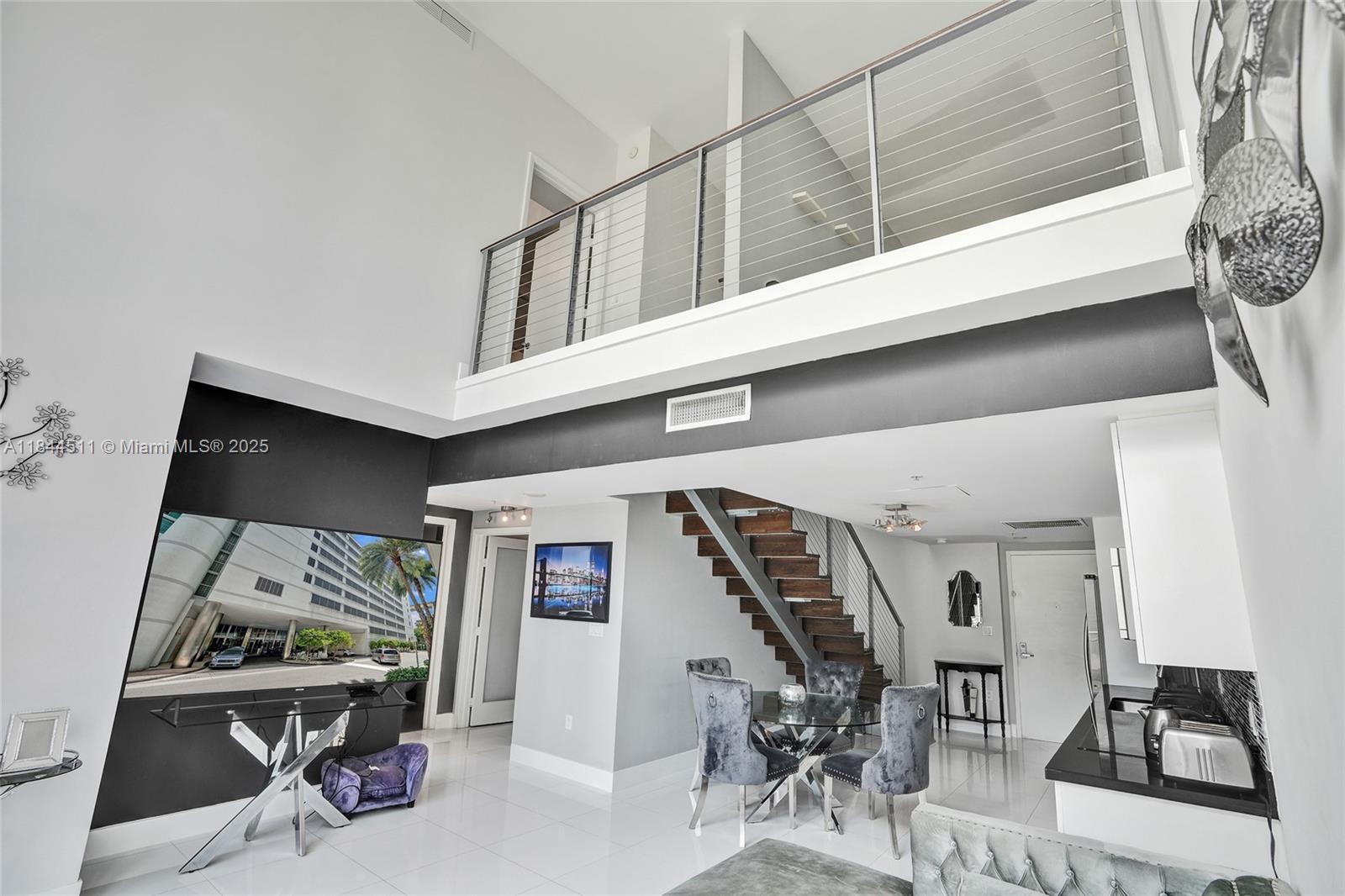 92 SW 3rd St # 905