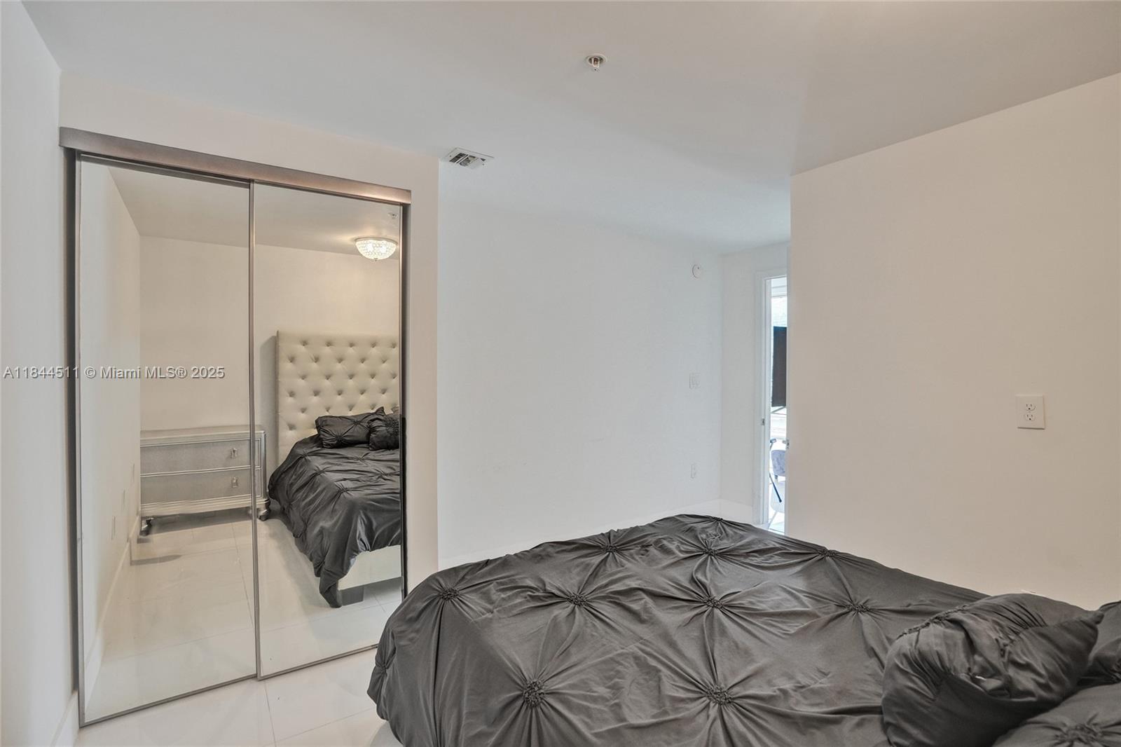 92 SW 3rd St # 905