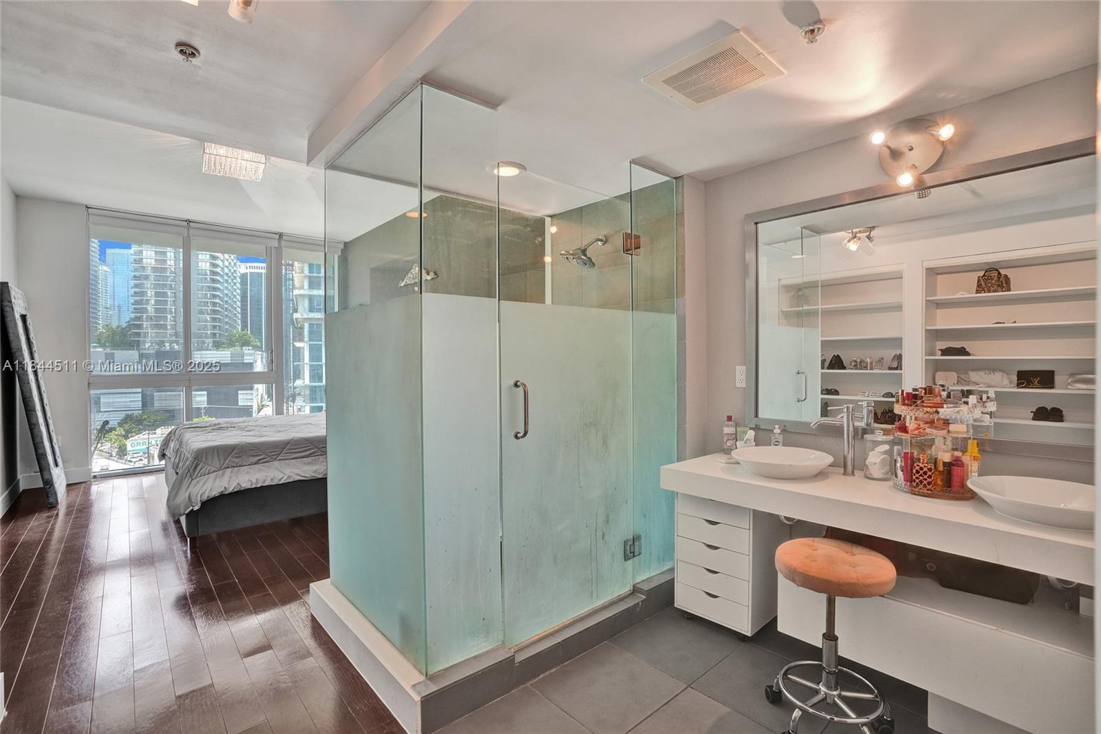 92 SW 3rd St # 905