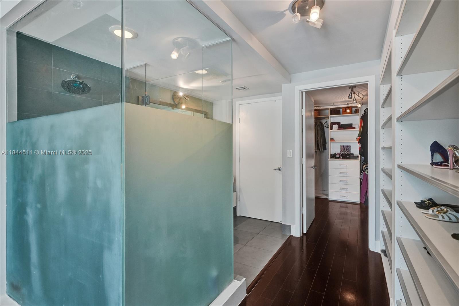 92 SW 3rd St # 905