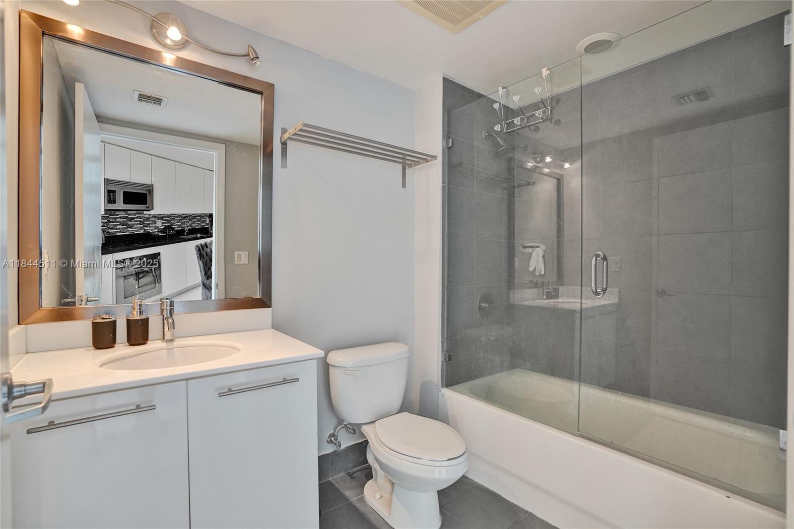 92 SW 3rd St # 905