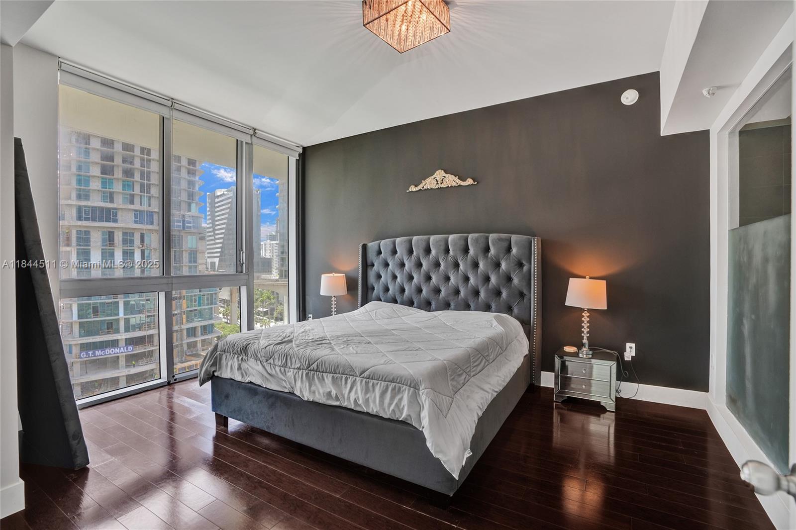 92 SW 3rd St # 905