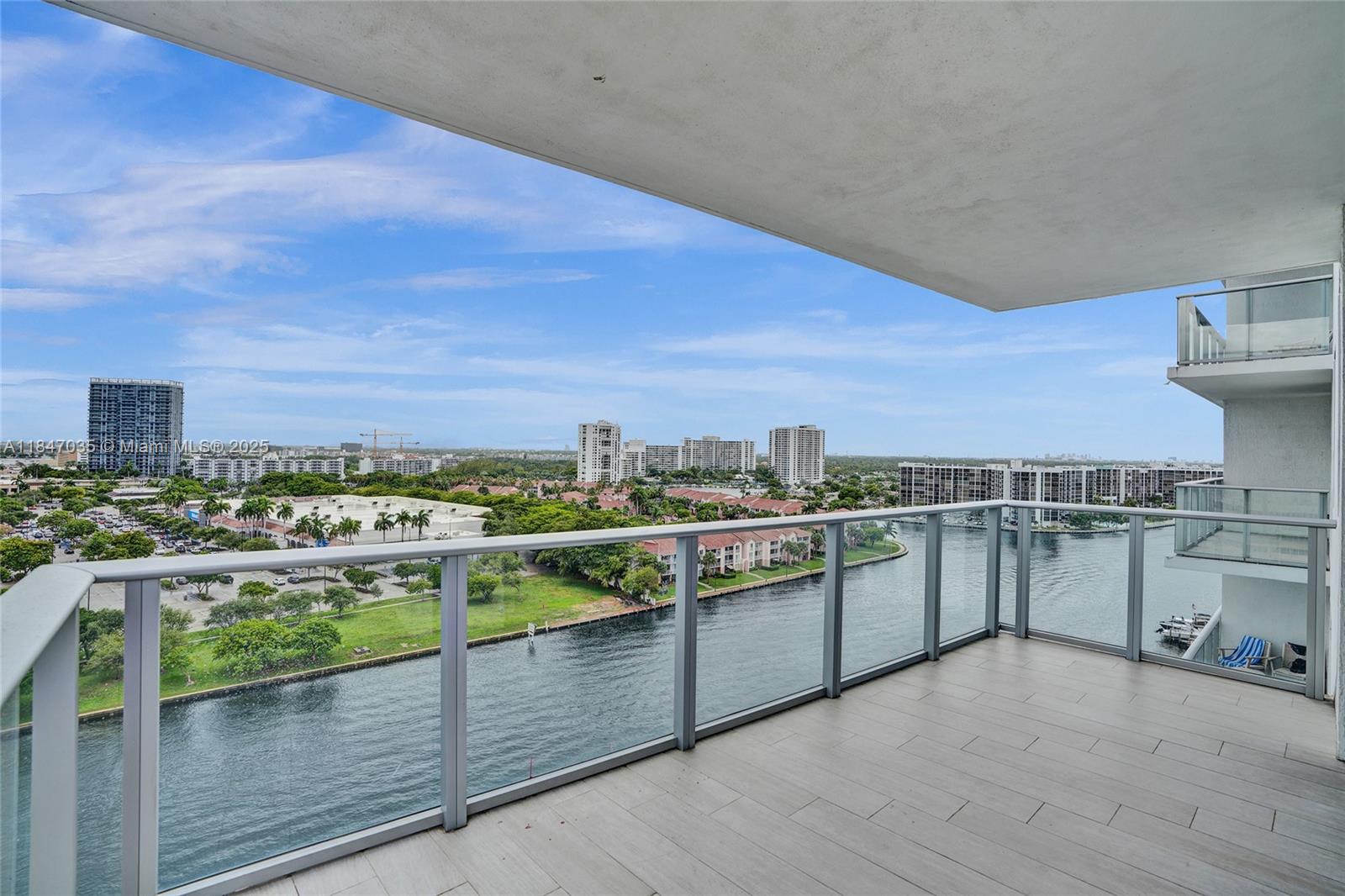 4010 S Ocean Dr # R908