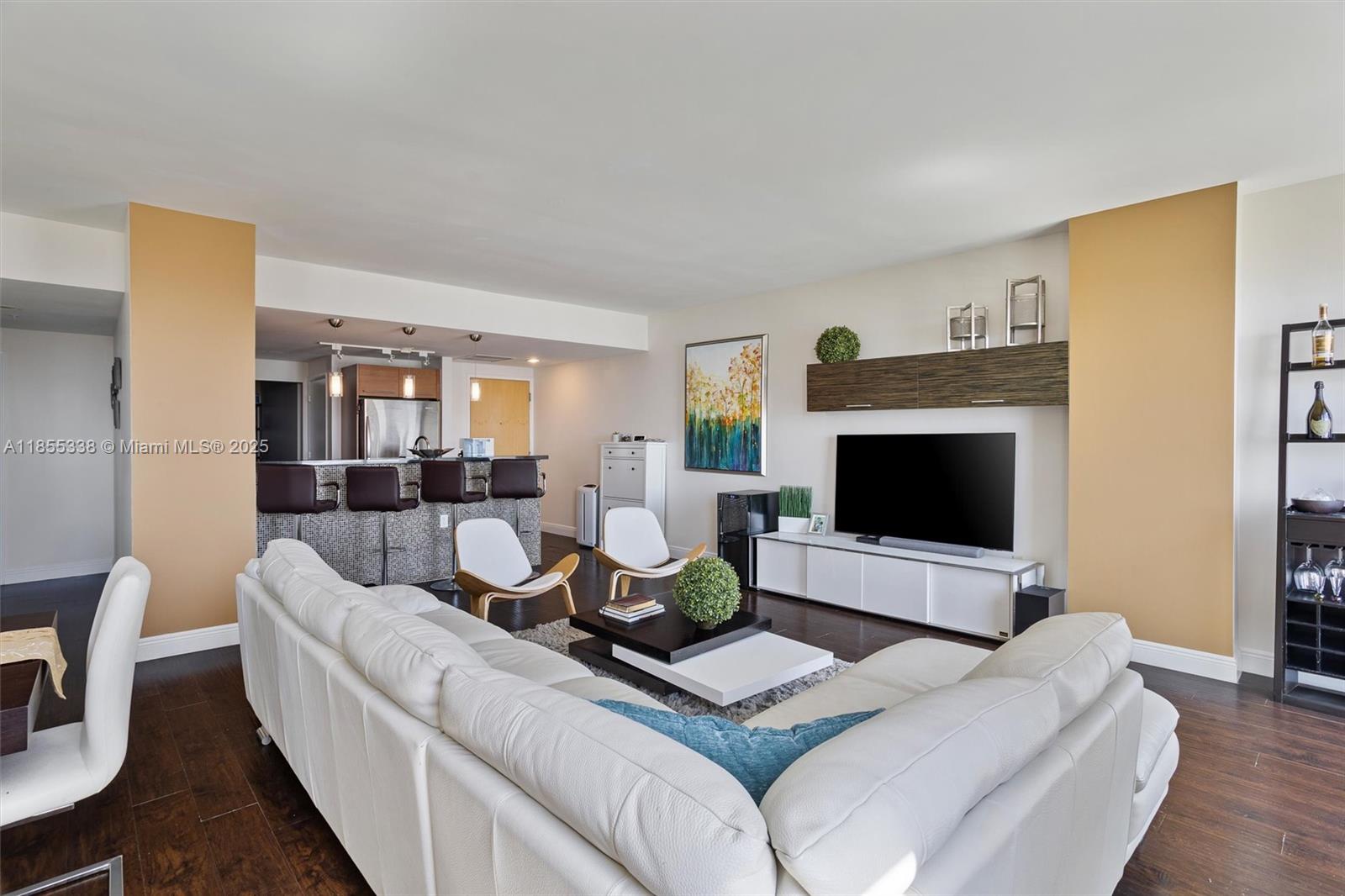 244 Biscayne Blvd # 1803