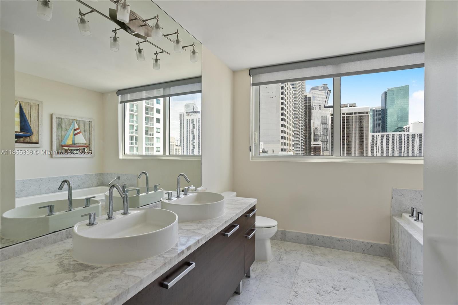 244 Biscayne Blvd # 1803