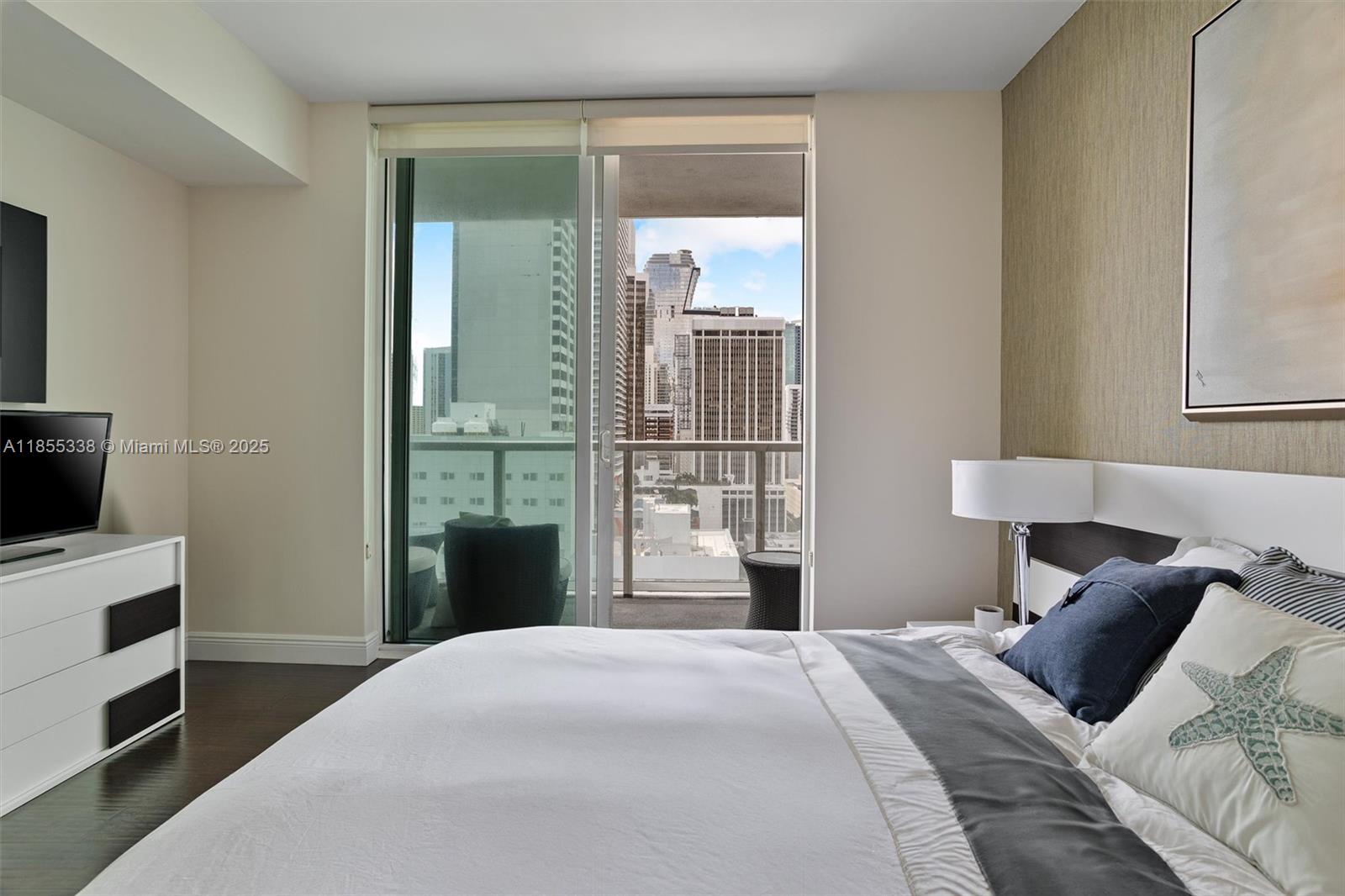244 Biscayne Blvd # 1803