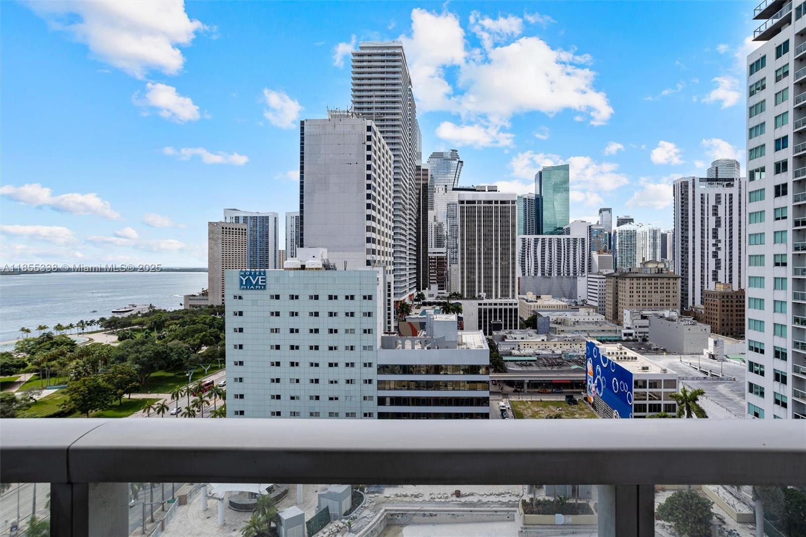 244 Biscayne Blvd # 1803