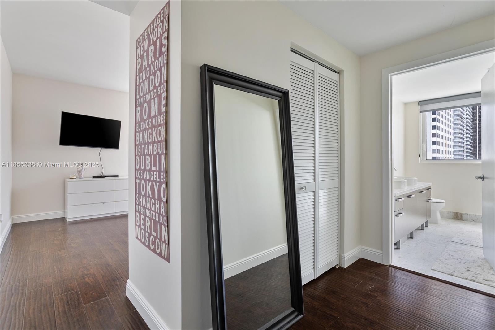 244 Biscayne Blvd # 1803