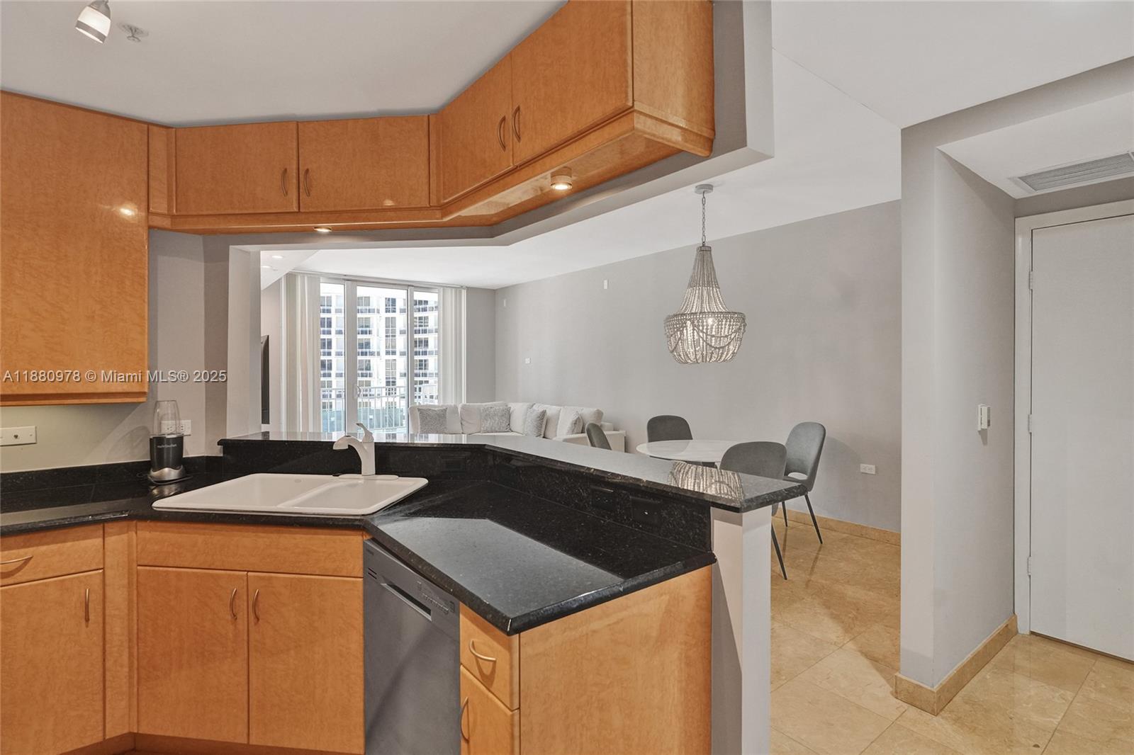 801 Brickell Key Blvd # 808