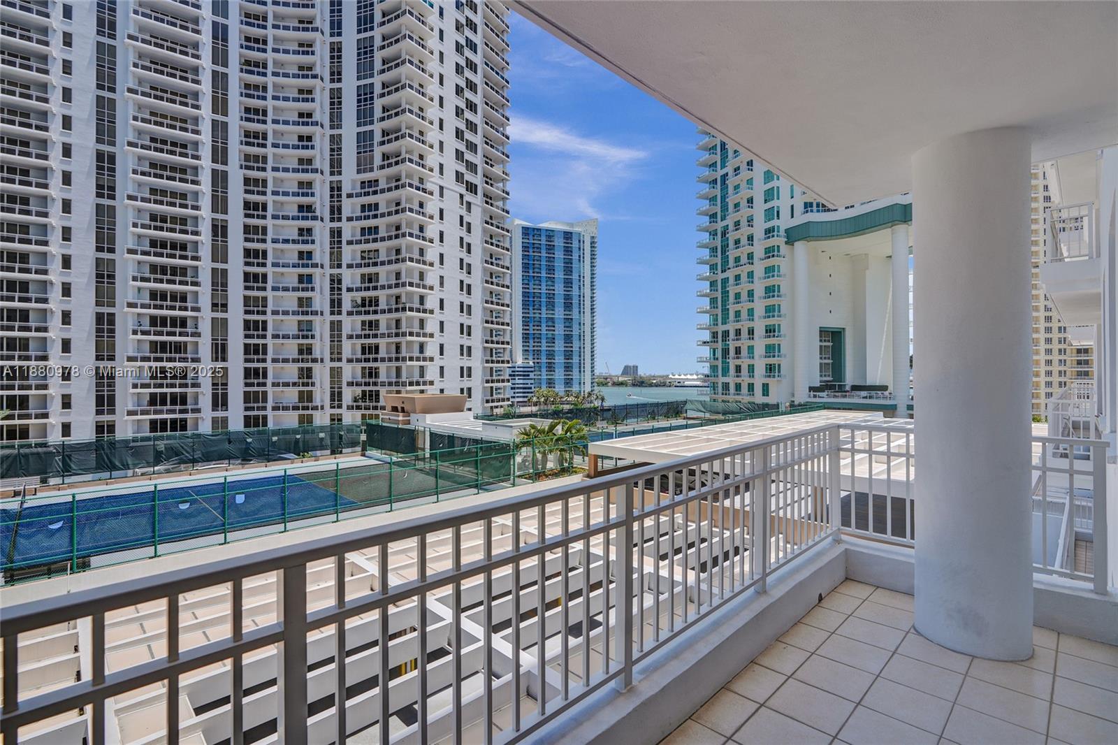 801 Brickell Key Blvd # 808
