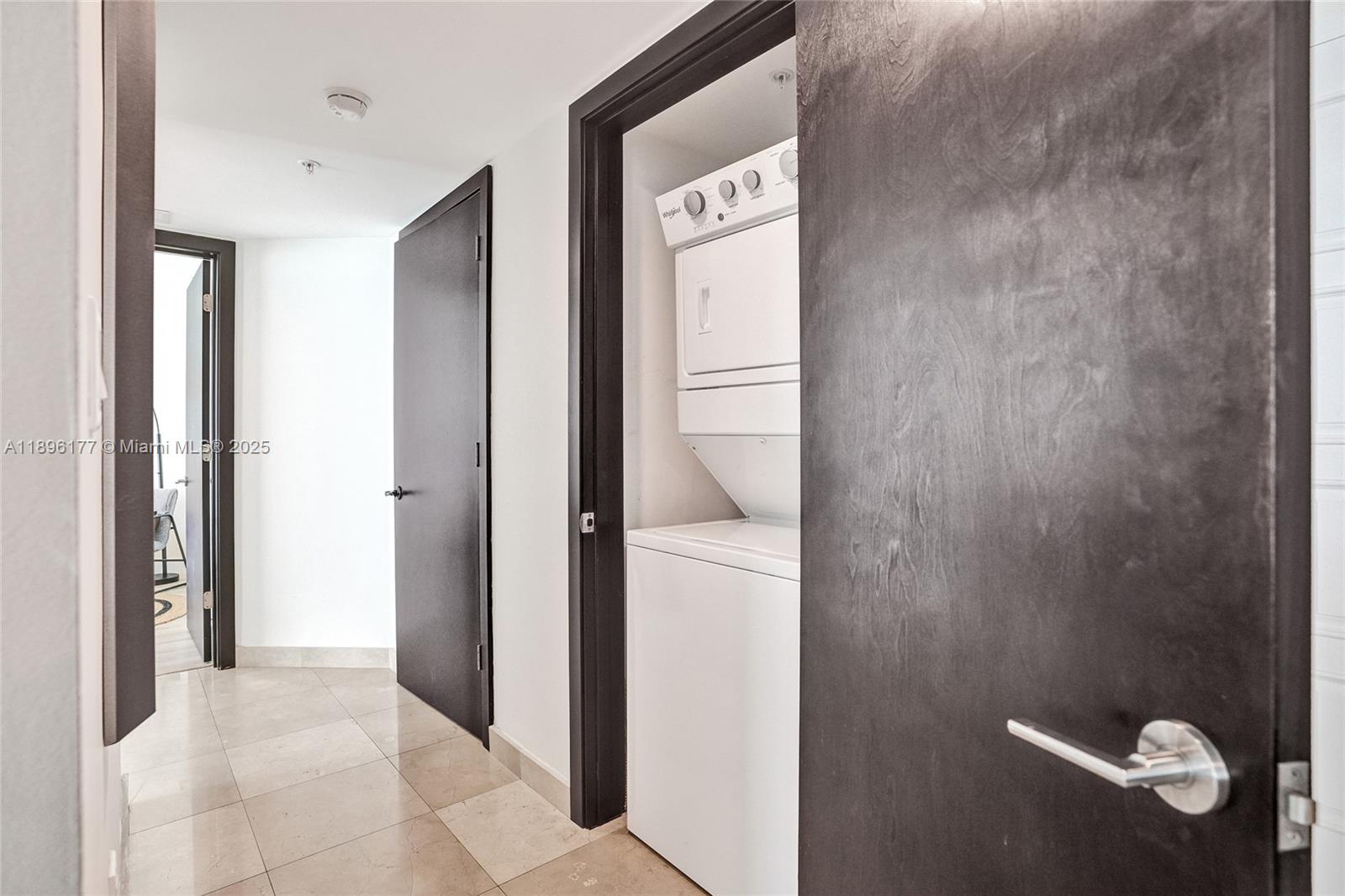 150 Sunny Isles Blvd # 1601, Sunny Isles Beach Unit: 1-1601