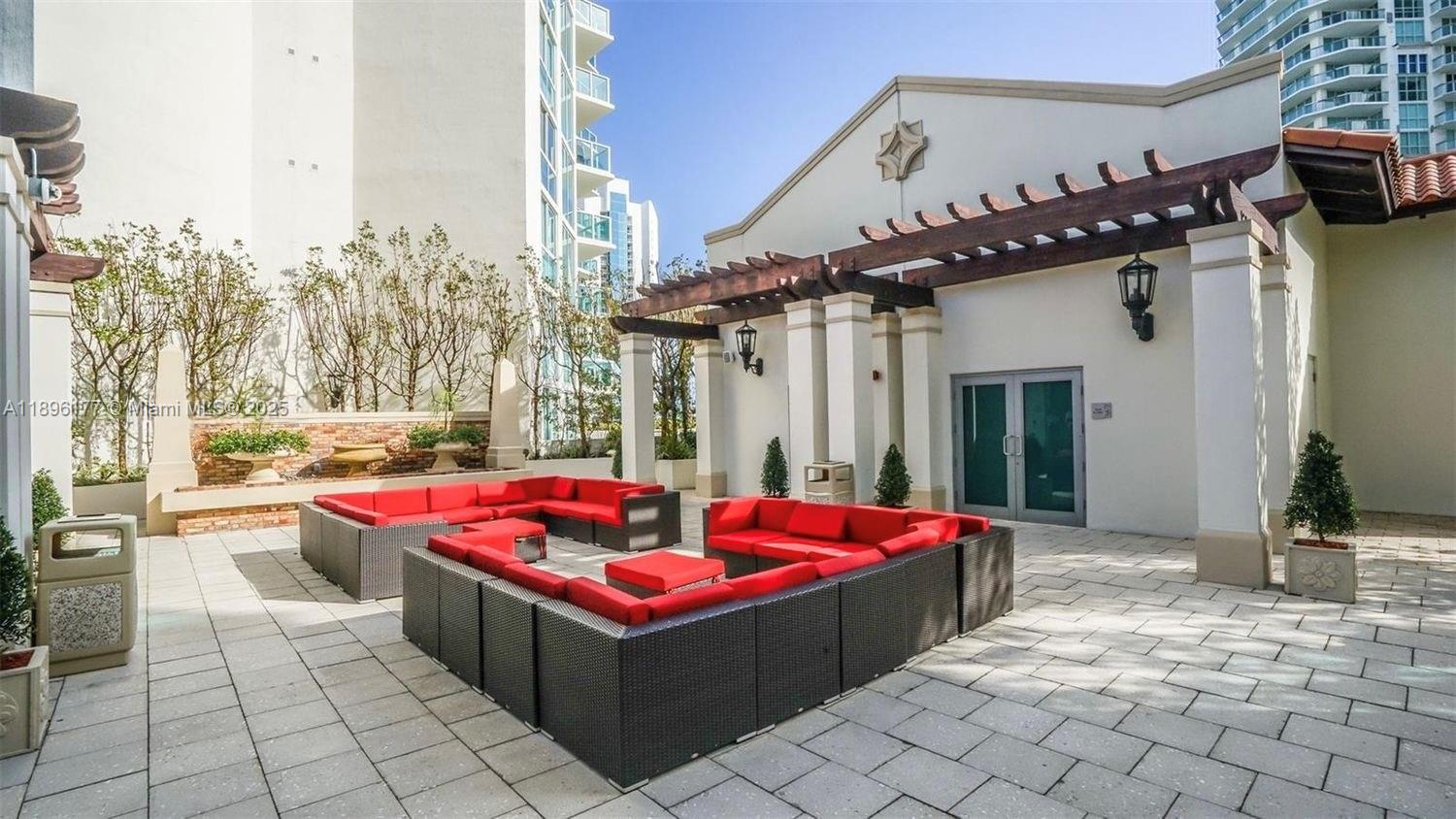 150 Sunny Isles Blvd # 1601, Sunny Isles Beach Unit: 1-1601