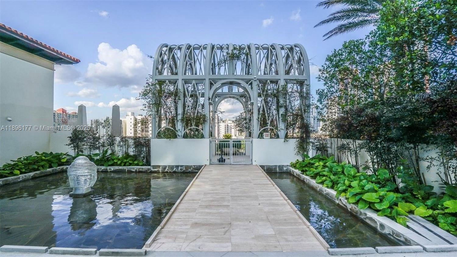 150 Sunny Isles Blvd # 1601, Sunny Isles Beach Unit: 1-1601