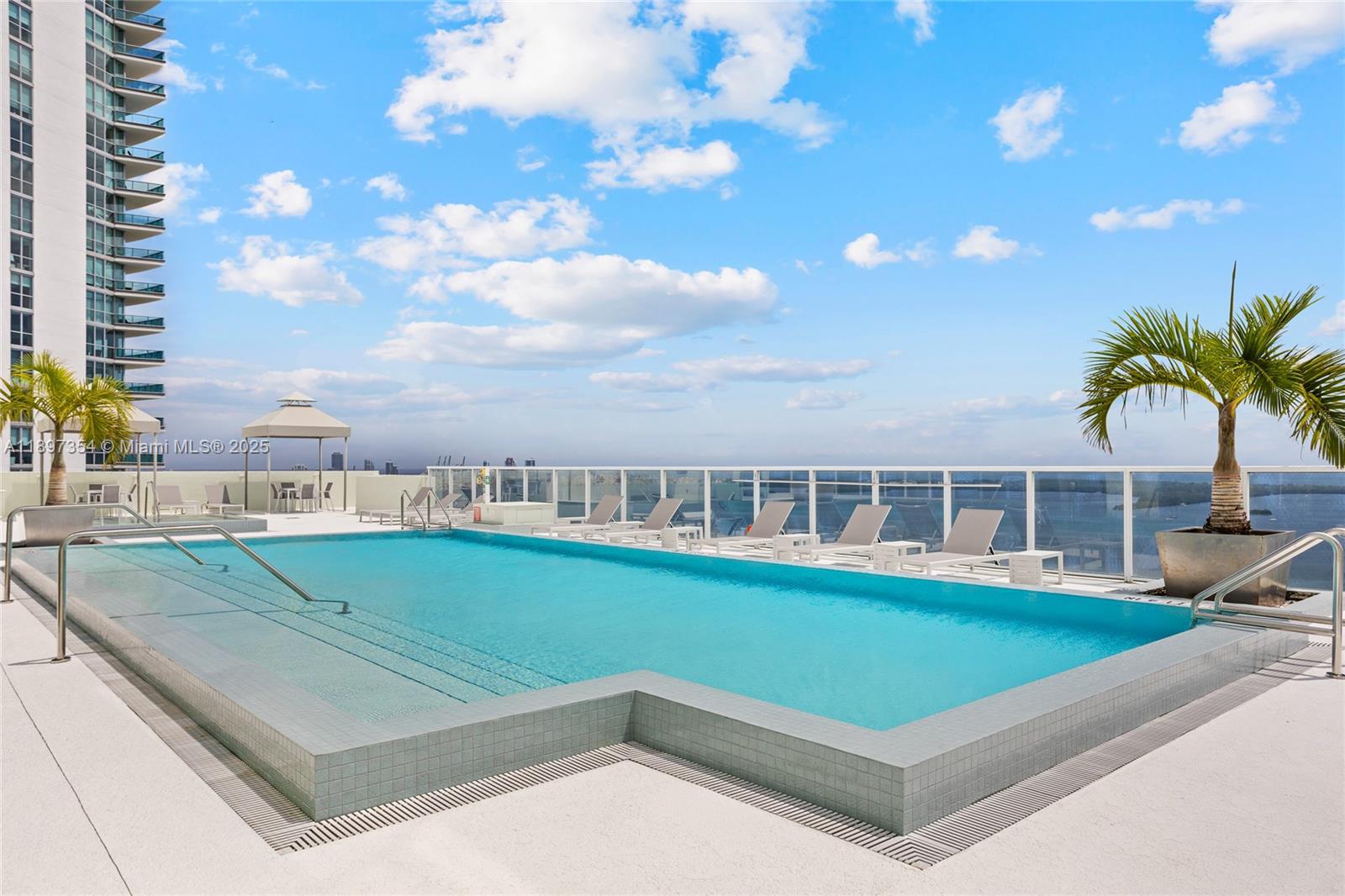 218 SE 14th St # 2105, Miami Unit: 2105