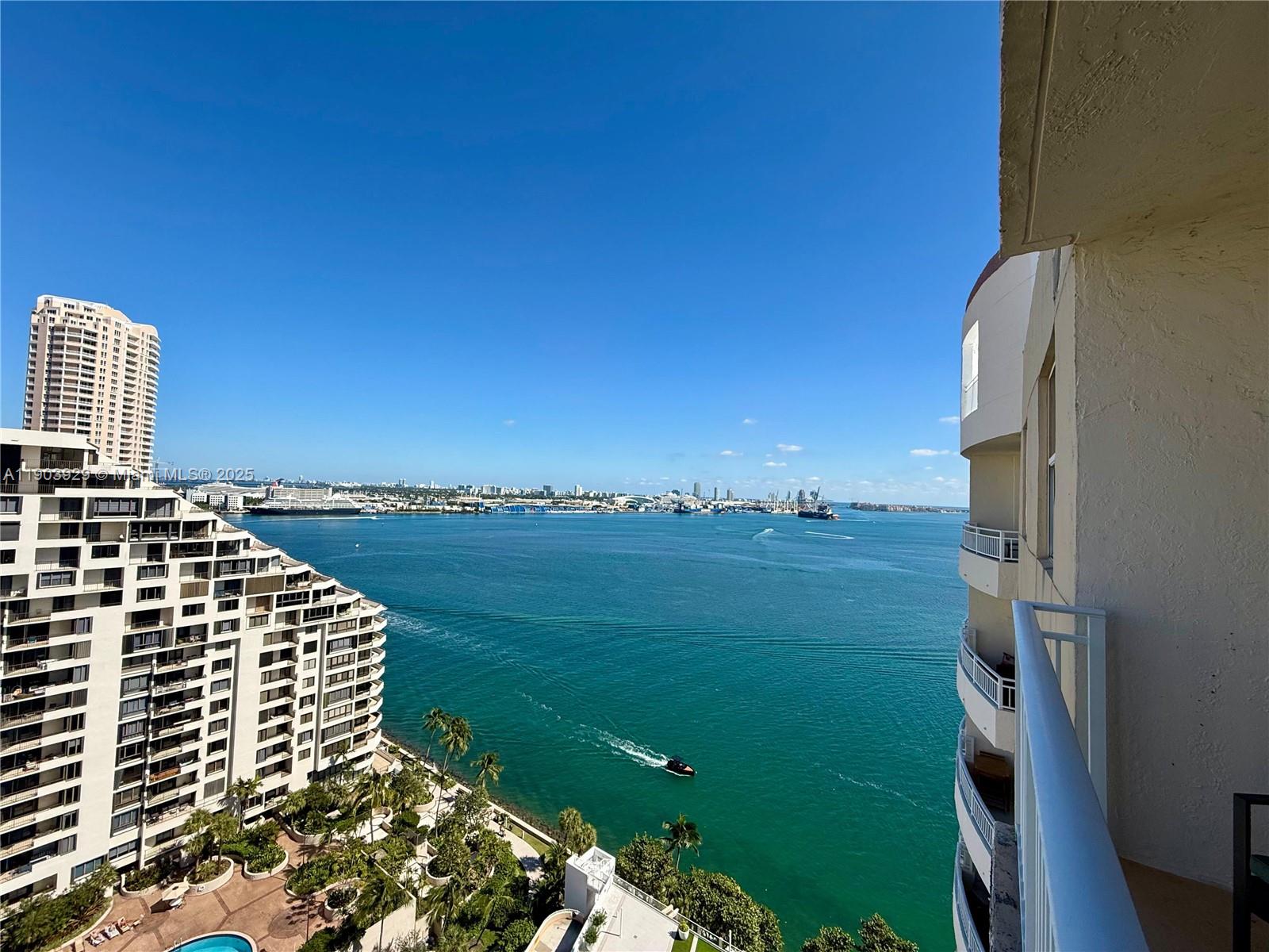 770 Claughton Island Dr # 21 Unit: PH-21