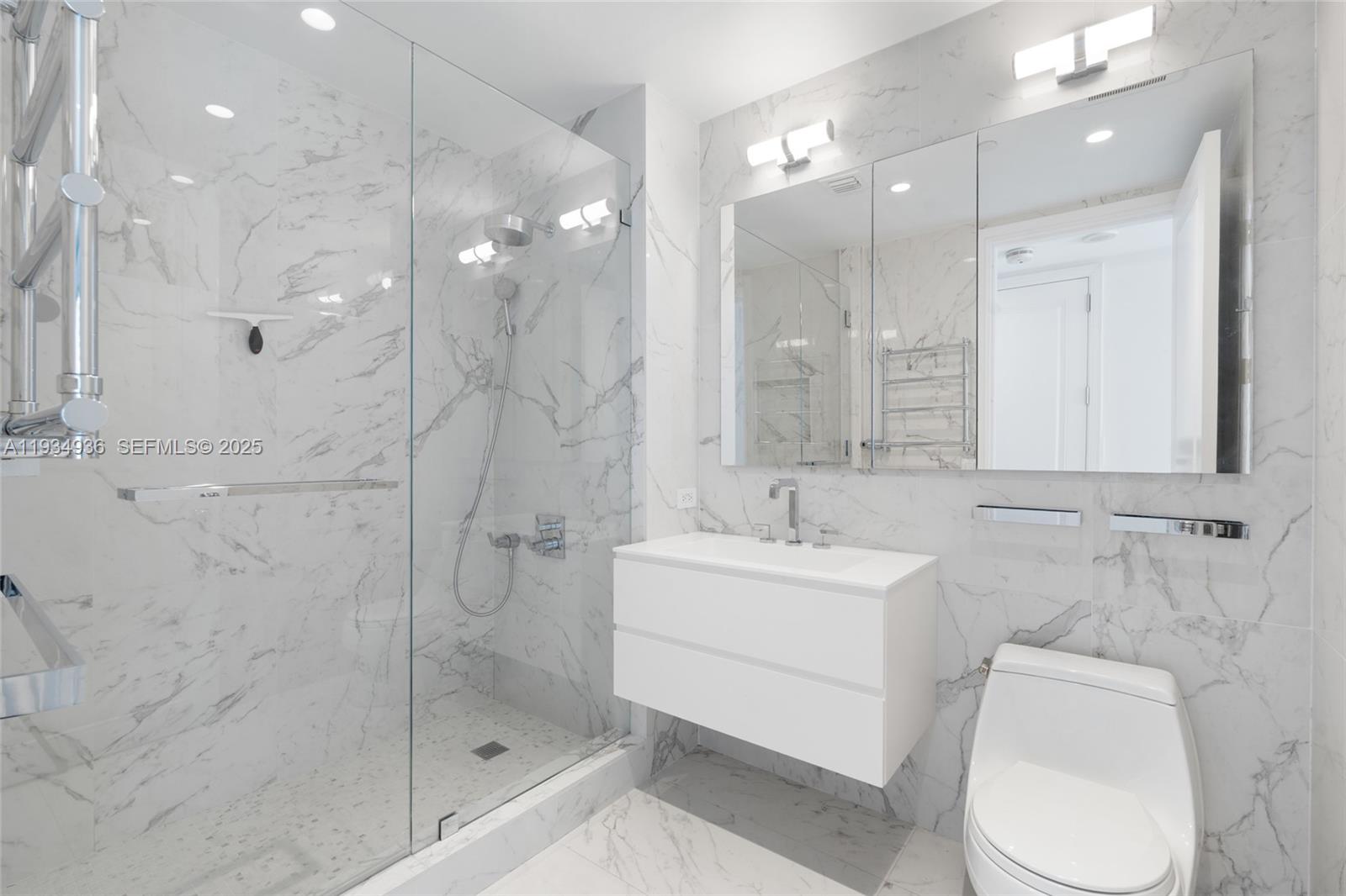 1425 Brickell Ave # 47B